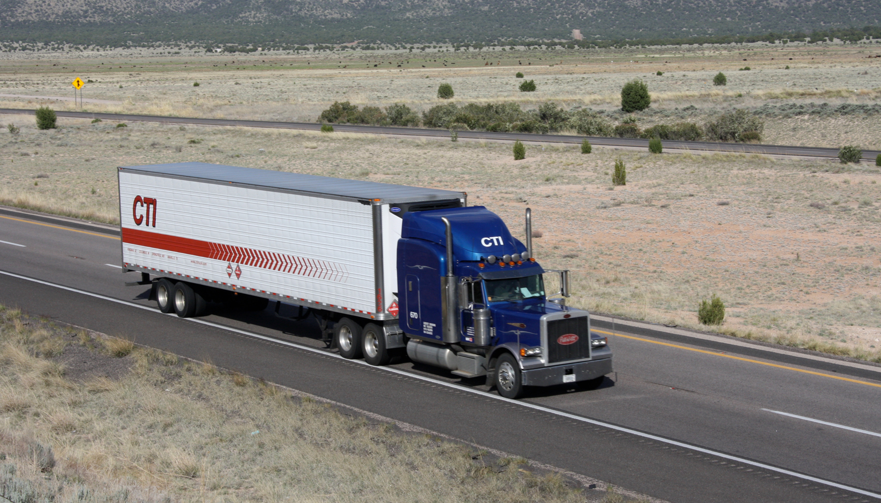 semi truck trailers